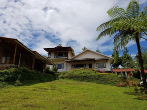 Hotels in Tawangmangu